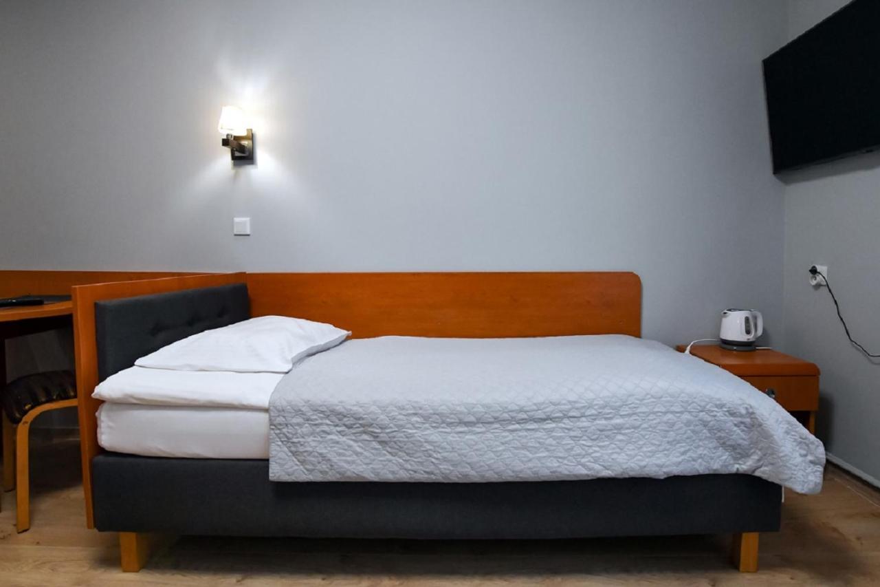 Fotex Bed & Breakfast Зобки Екстериор снимка