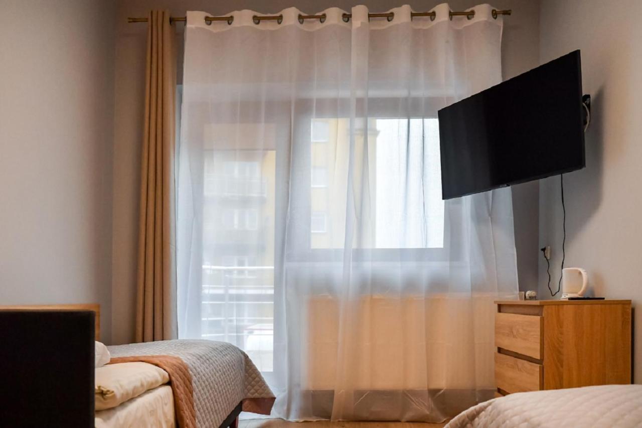 Fotex Bed & Breakfast Зобки Екстериор снимка
