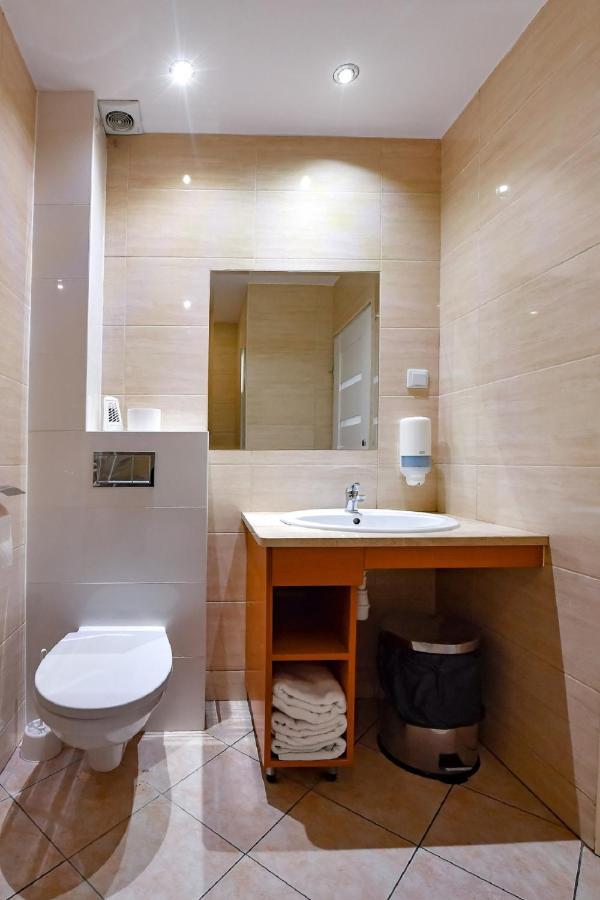 Fotex Bed & Breakfast Зобки Екстериор снимка