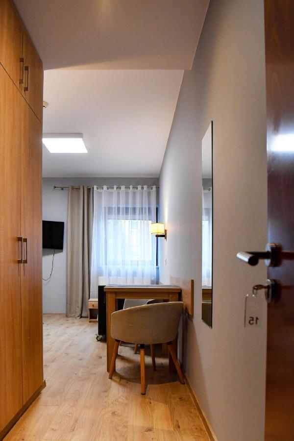 Fotex Bed & Breakfast Зобки Екстериор снимка